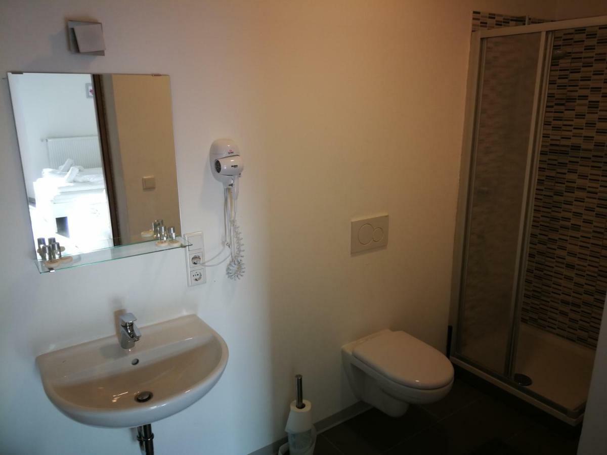 Iceman Room'S Central โบลซาโน ภายนอก รูปภาพ